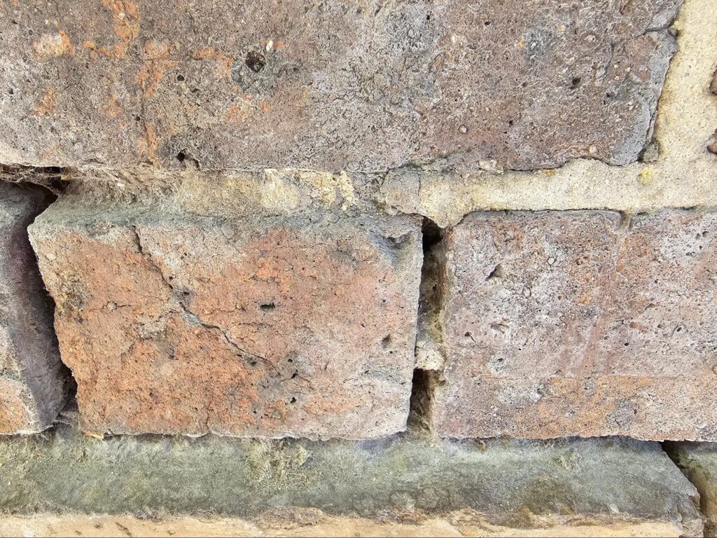 causes of deterioration in historic mortar