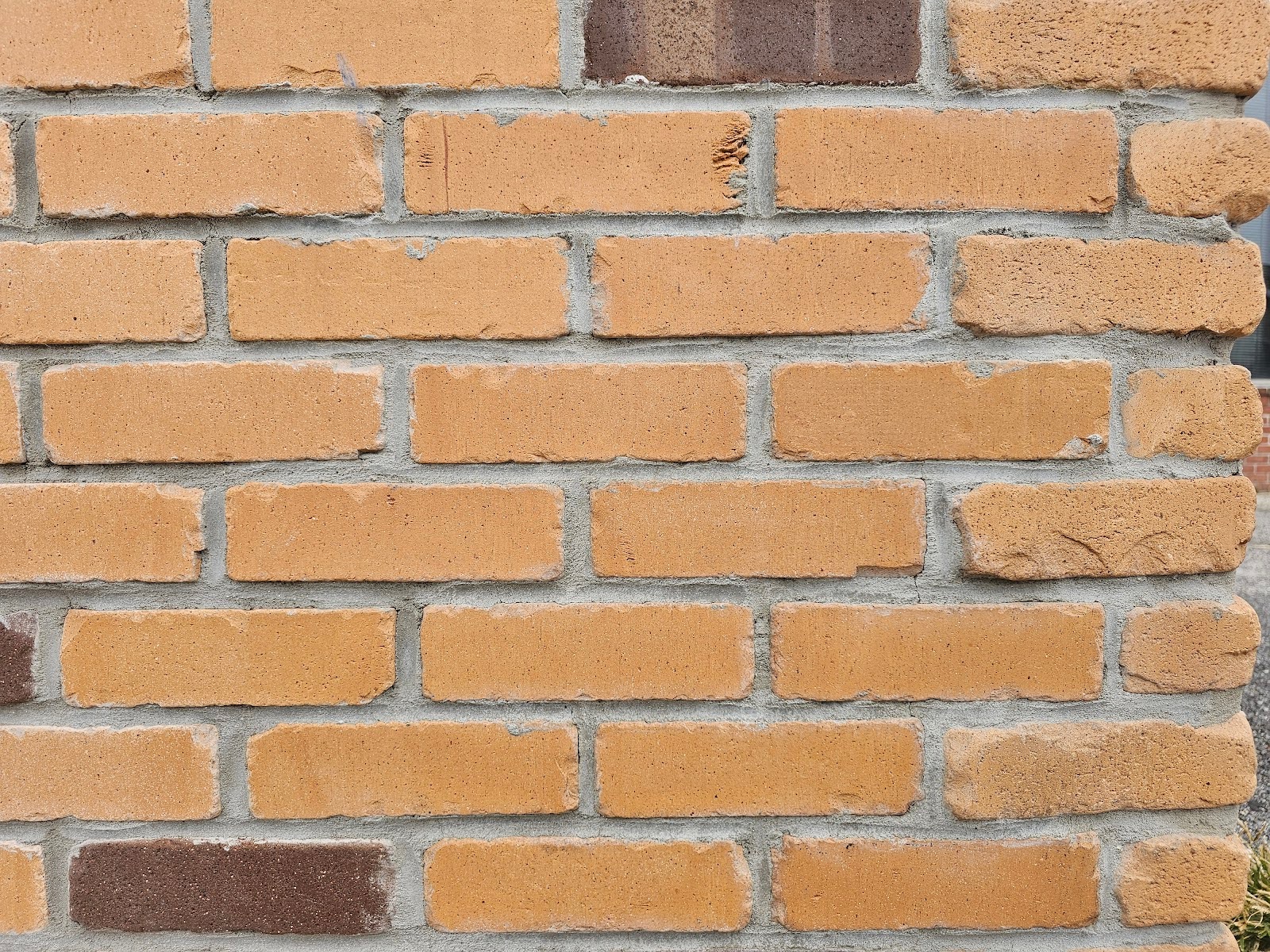 Fake Bricks Exposed at the Corners - Part II