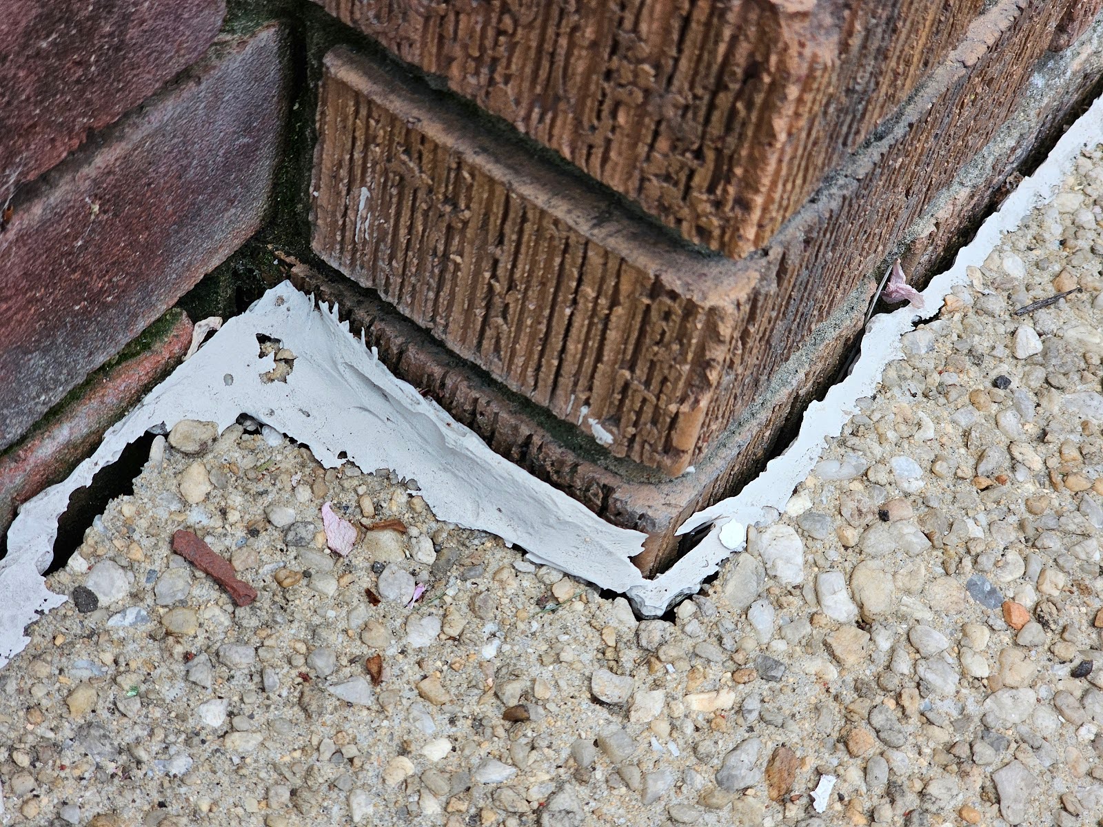the joint at the base of the wall