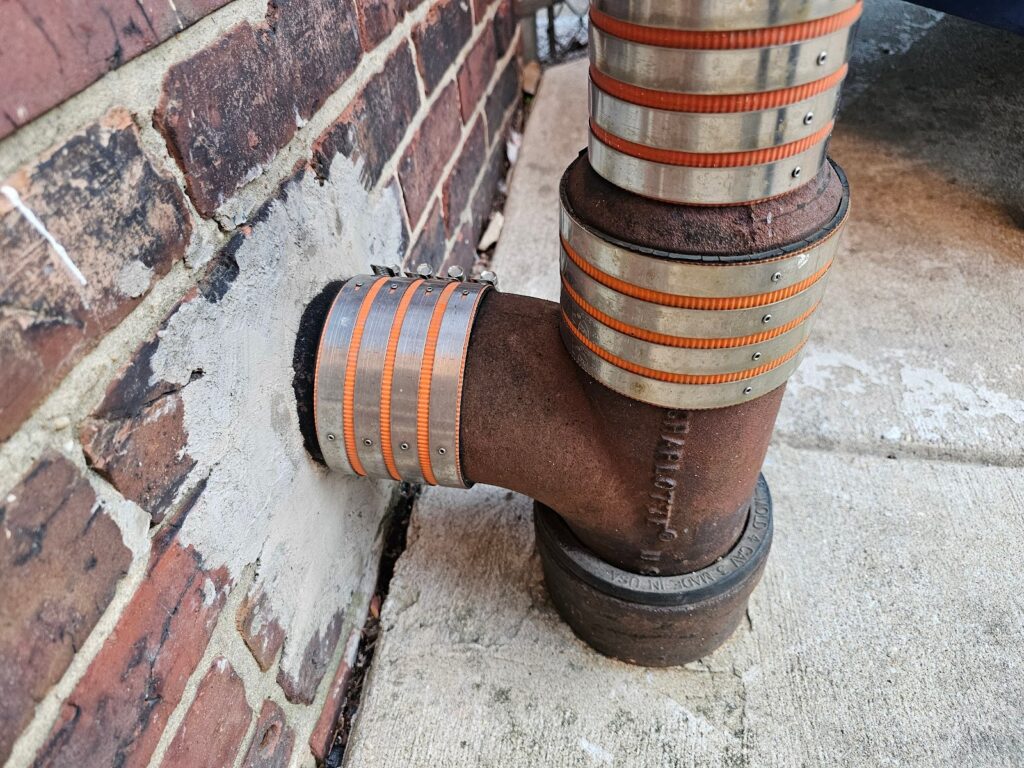 upper portions of hub-less connections