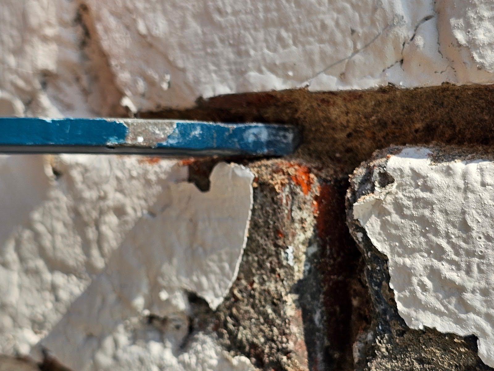 brick like this often has very wide joint