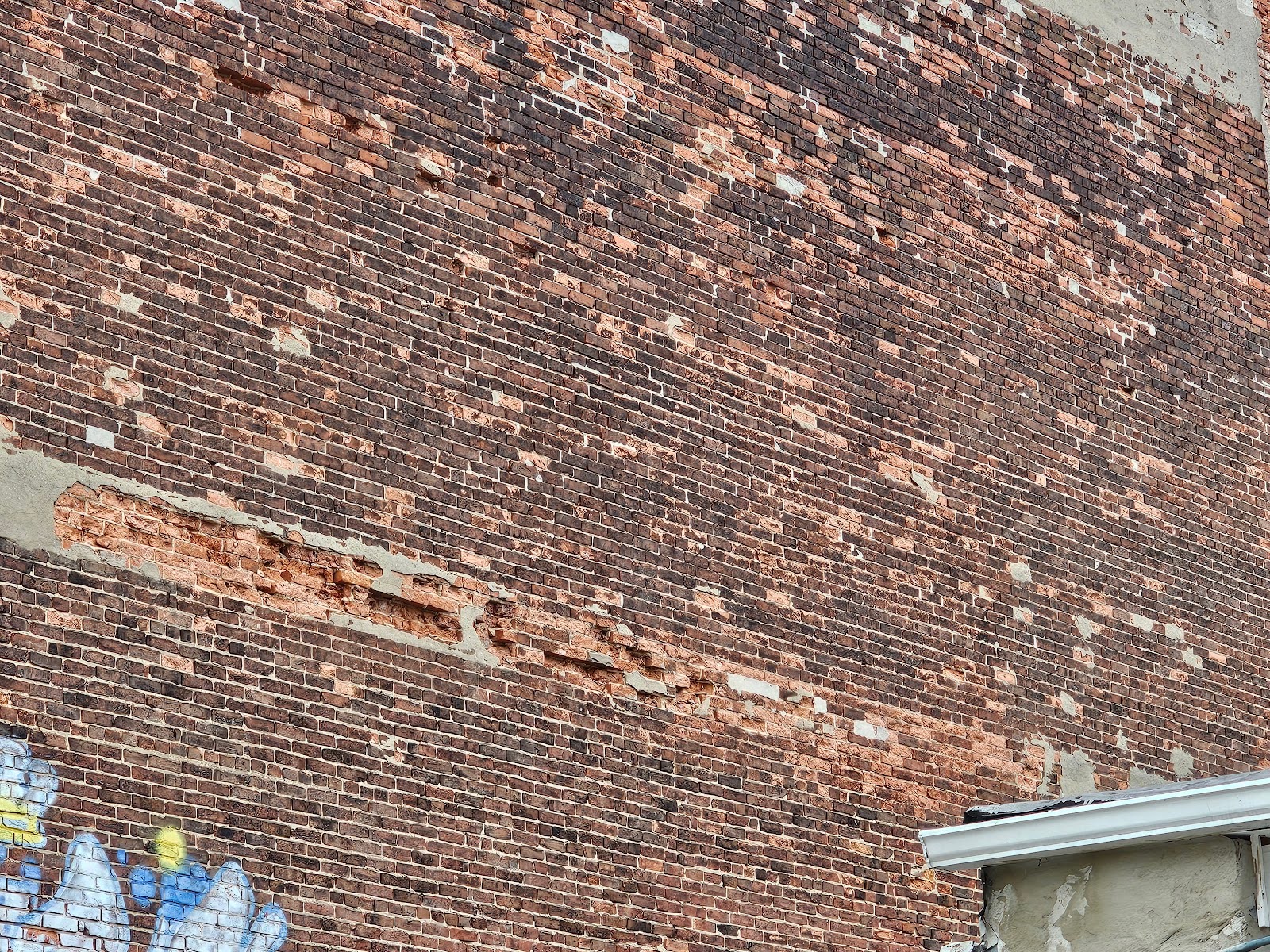 horizontal band that runs a great distance across this facade